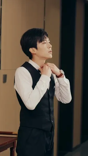 เสแสร้งแกล้งไม่รัก