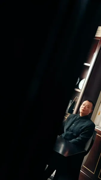 เสแสร้งแกล้งไม่รัก