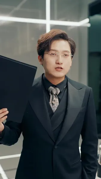 เสแสร้งแกล้งไม่รัก