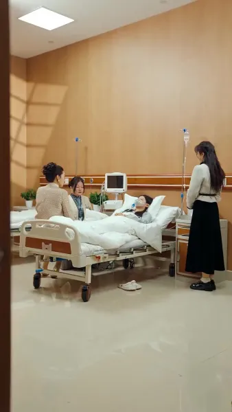 เสแสร้งแกล้งไม่รัก