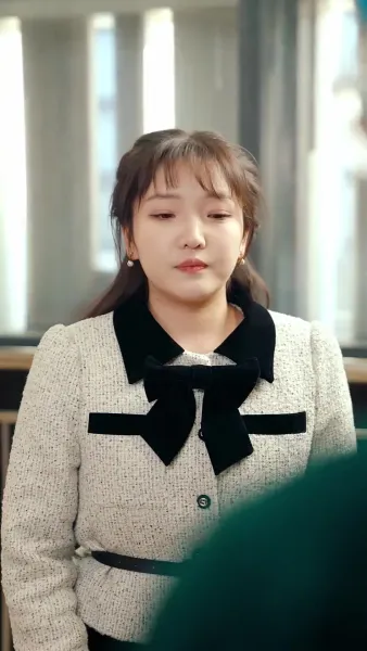 เสแสร้งแกล้งไม่รัก