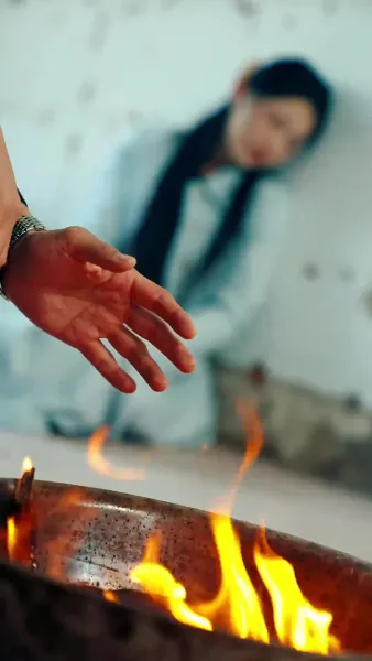 เสแสร้งแกล้งไม่รัก