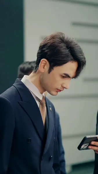 เสแสร้งแกล้งไม่รัก