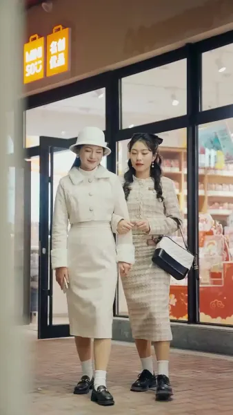 เสแสร้งแกล้งไม่รัก