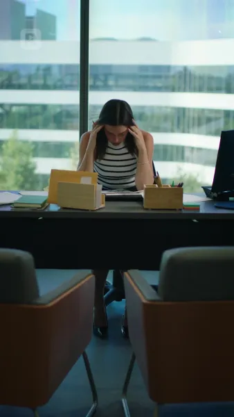 ถอยออกไป! ฉันคือนางซีอีโอตัวจริง