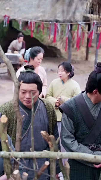 เด็กนำโชคจากฟ้า ครอบครัวเฮงทั้งบ้าน