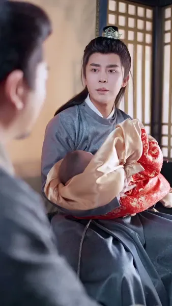 เด็กนำโชคจากฟ้า ครอบครัวเฮงทั้งบ้าน