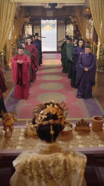 ย้อนกลับไปเป็นฮ่องเต้หญิง