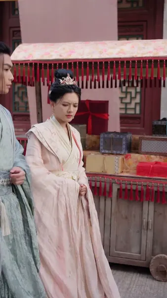 ย้อนกลับไปเป็นฮ่องเต้หญิง