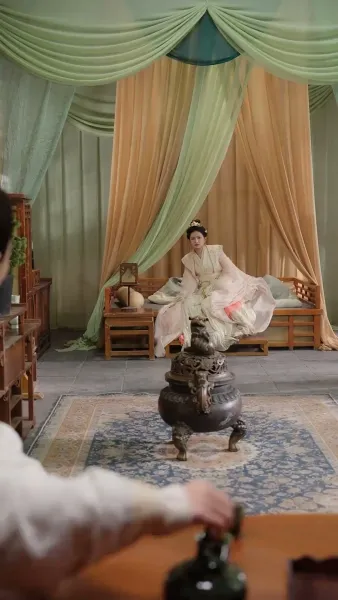 ย้อนกลับไปเป็นฮ่องเต้หญิง