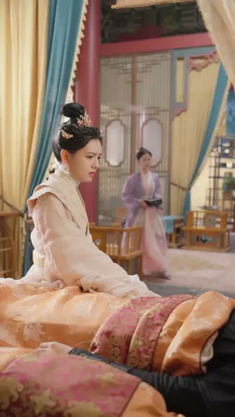 ย้อนกลับไปเป็นฮ่องเต้หญิง