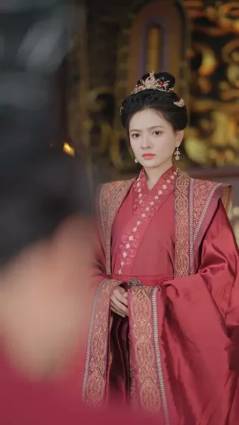 ย้อนกลับไปเป็นฮ่องเต้หญิง