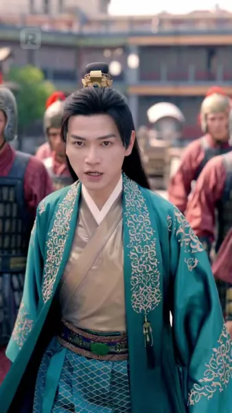 ความรักเบ่งบานท่ามกลางอำนาจ