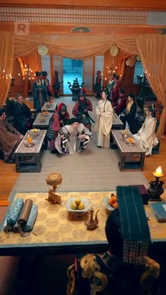 ความรักเบ่งบานท่ามกลางอำนาจ