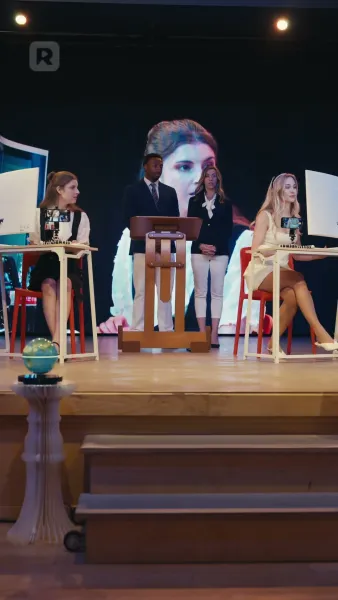 อัจฉริยะสาวหวนคืน