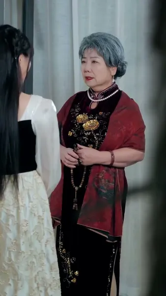 ความรักเริ่มต้นจากลูกแฝด（ฉบับพากย์ ）