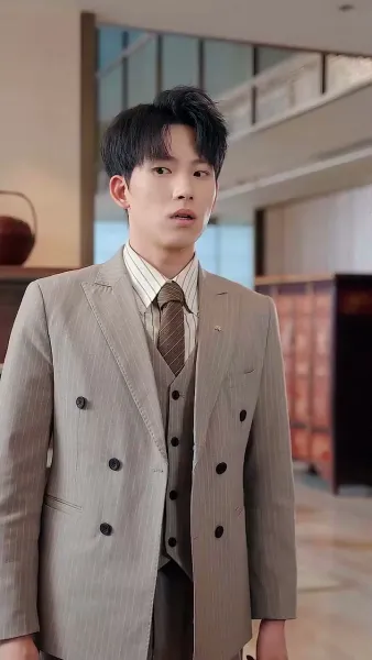 ความรักเริ่มต้นจากลูกแฝด（ฉบับพากย์ ）