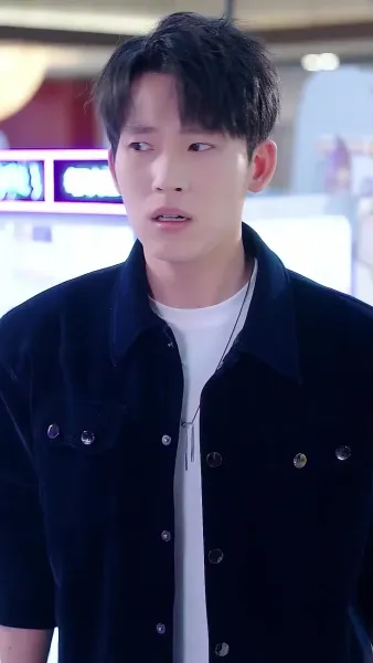 ความรักเริ่มต้นจากลูกแฝด（ฉบับพากย์ ）