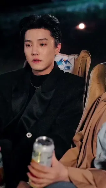 ความรักเริ่มต้นจากลูกแฝด（ฉบับพากย์ ）