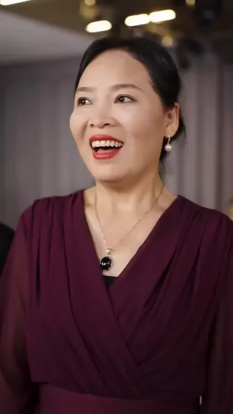 ฟ้ากว้างดินใหญ่ไม่เท่าแม่