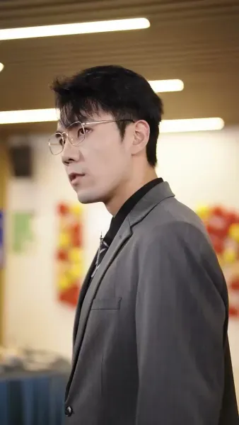 ฟ้ากว้างดินใหญ่ไม่เท่าแม่