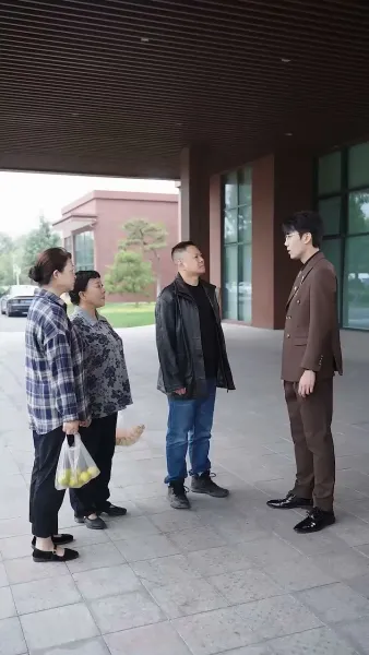 ฟ้ากว้างดินใหญ่ไม่เท่าแม่