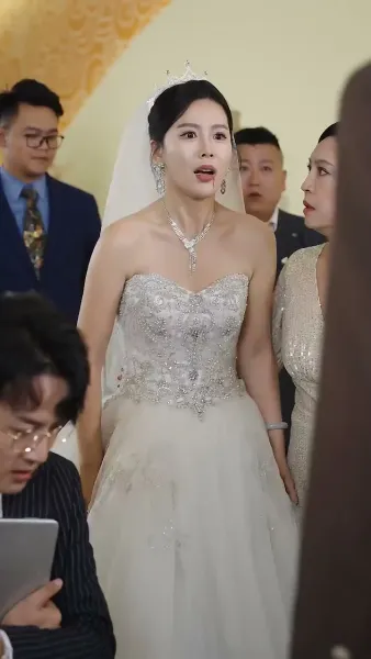 ฟ้ากว้างดินใหญ่ไม่เท่าแม่