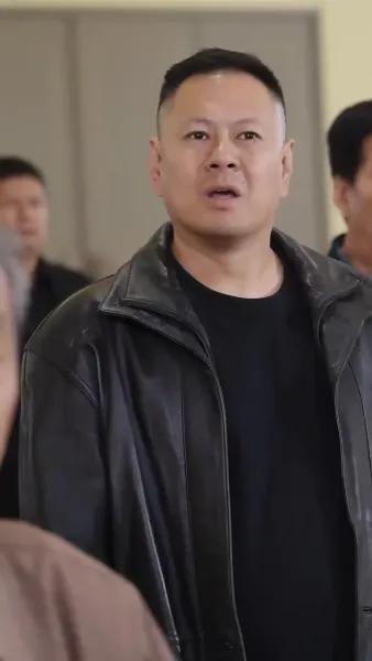 ฟ้ากว้างดินใหญ่ไม่เท่าแม่