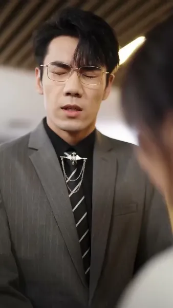 ฟ้ากว้างดินใหญ่ไม่เท่าแม่