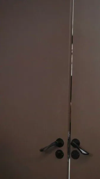 หนุ่มเย็นชา ผู้มีเสน่ห์