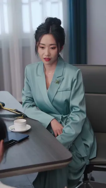 หนุ่มเย็นชา ผู้มีเสน่ห์