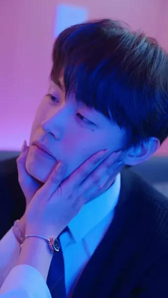 หนุ่มเย็นชา ผู้มีเสน่ห์