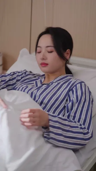 หนุ่มเย็นชา ผู้มีเสน่ห์