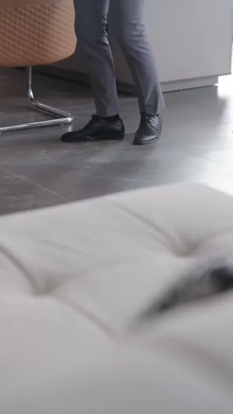 หนุ่มเย็นชา ผู้มีเสน่ห์