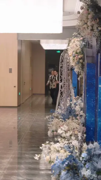 หนุ่มเย็นชา ผู้มีเสน่ห์