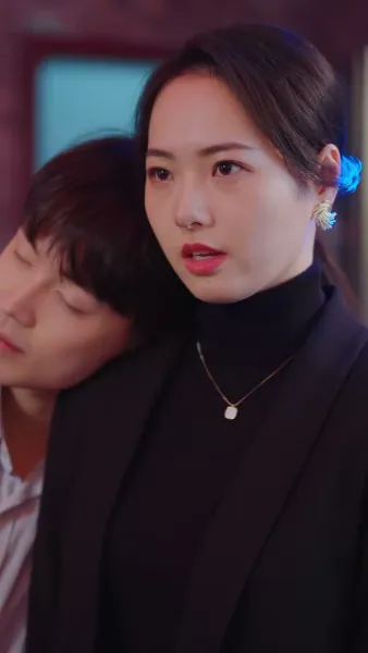 หนุ่มเย็นชา ผู้มีเสน่ห์