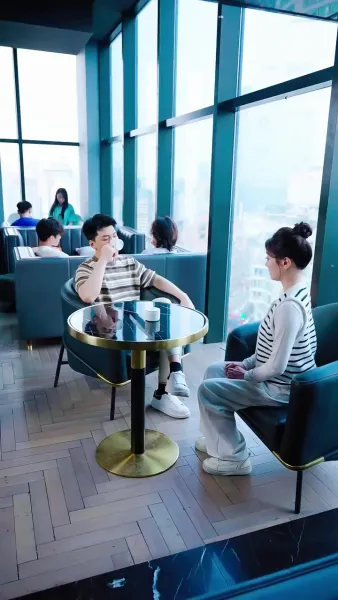 โลกนี้อบอุ่นเพราะเธอ