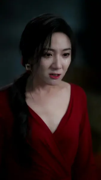 สาวใช้สนองแค้น