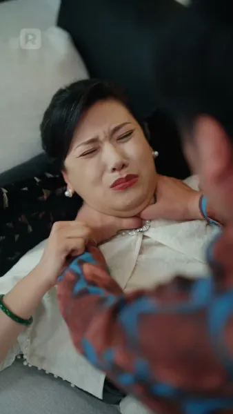 จุมพิตแห่งอันตราย