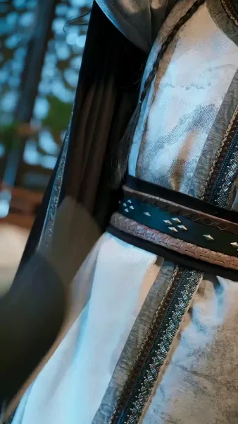 โซ่ตรวนแห่งชะตา