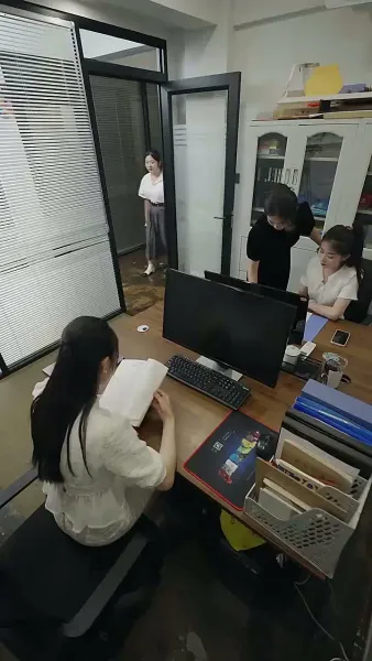 นัดบอดล้มเหลว แต่งงานสายฟ้าแลบกับ ท่านประธานพันล้าน