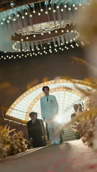 คู่หมั้นทรยศ จูงมือรัชทายาท