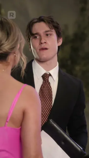 สลับหน้าล่าสังหาร