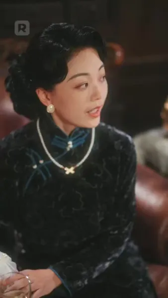 ผิดธรรมเนียม