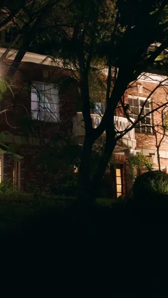 รัก ลวง หลอก