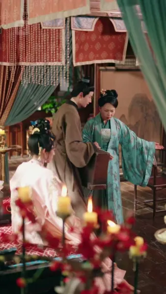 บุตรีอนุชิงขึ้นเป็นเจ้าเรือน