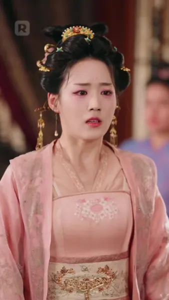 บุตรีอนุชิงขึ้นเป็นเจ้าเรือน