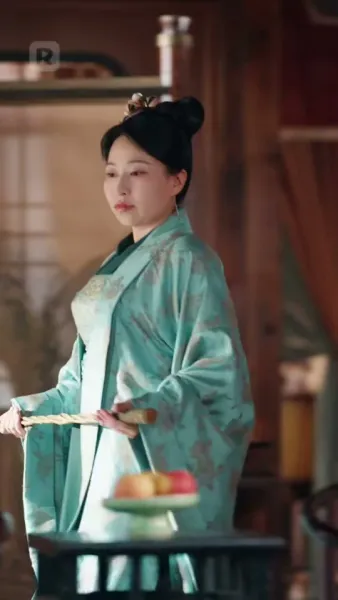 บุตรีอนุชิงขึ้นเป็นเจ้าเรือน