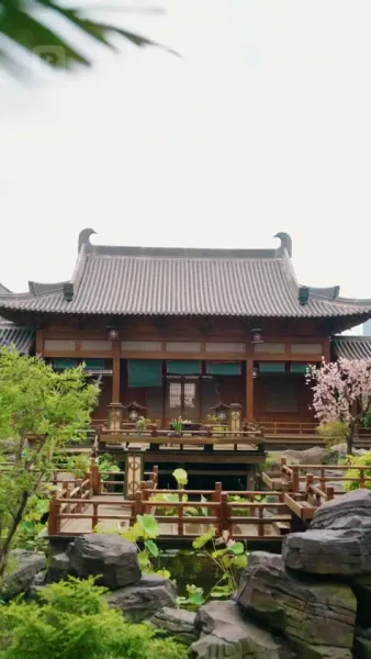 บุตรีอนุชิงขึ้นเป็นเจ้าเรือน