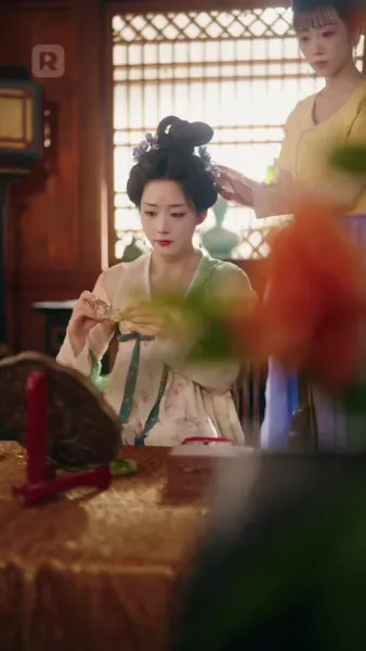 บุตรีอนุชิงขึ้นเป็นเจ้าเรือน